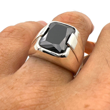 Black Onyx Square Stone Ring - TryAladdin