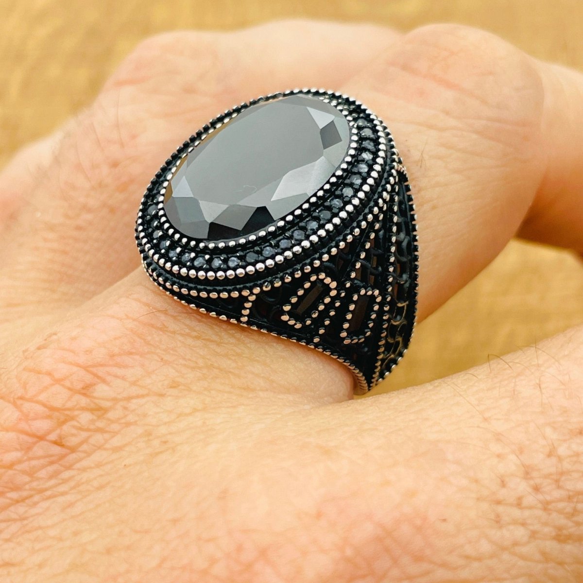 Black Zircon Stone Ring - TryAladdin