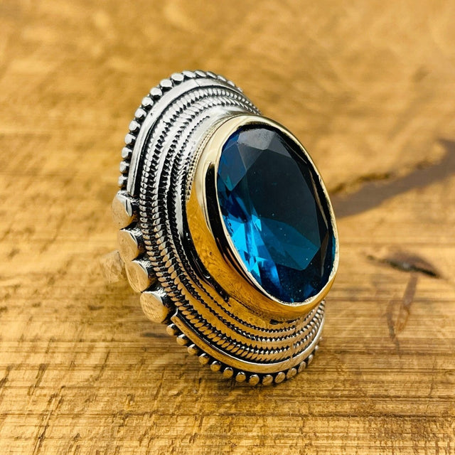 Blue Aquamarine Ring - TryAladdin