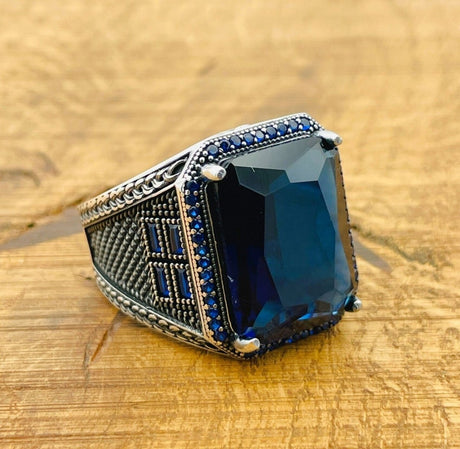 Blue Sapphire Silver Ring - TryAladdin