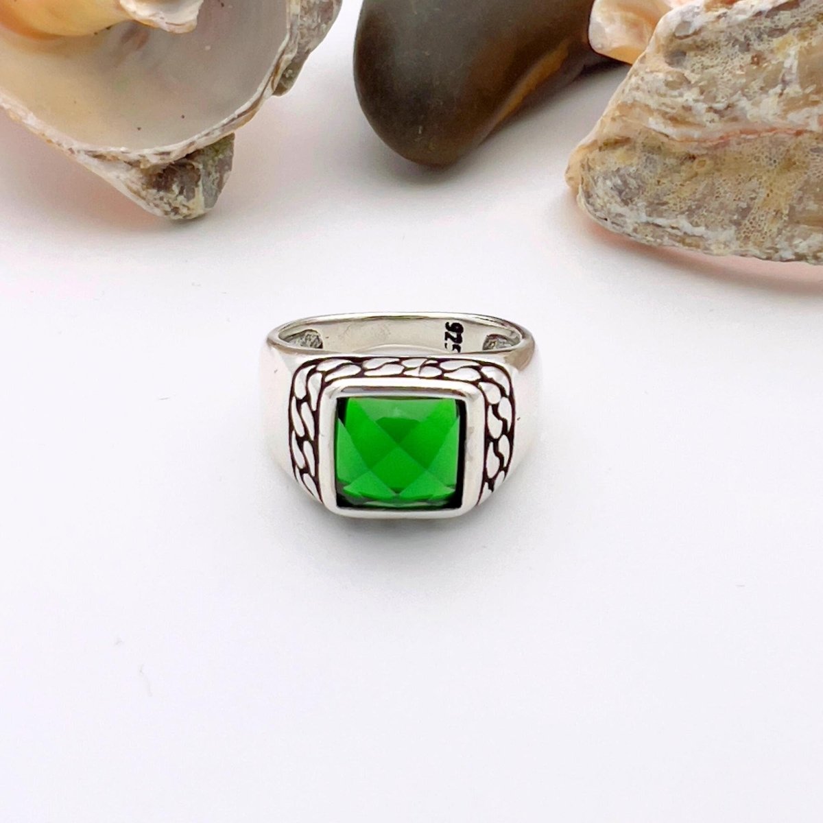 Emerald Squared Stone Ring Men - TryAladdin