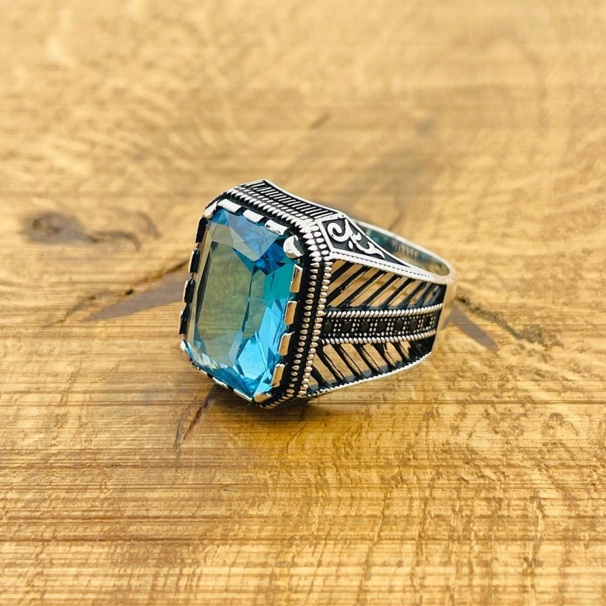 Men's Aquamarine Square Ring - TryAladdin