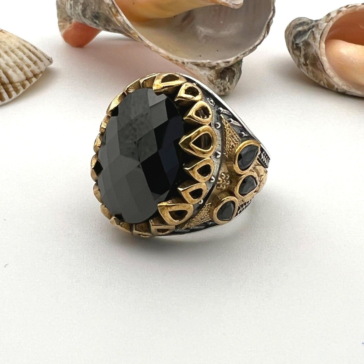 Men's Black Onyx Oval Stone Silver Ring - TryAladdin