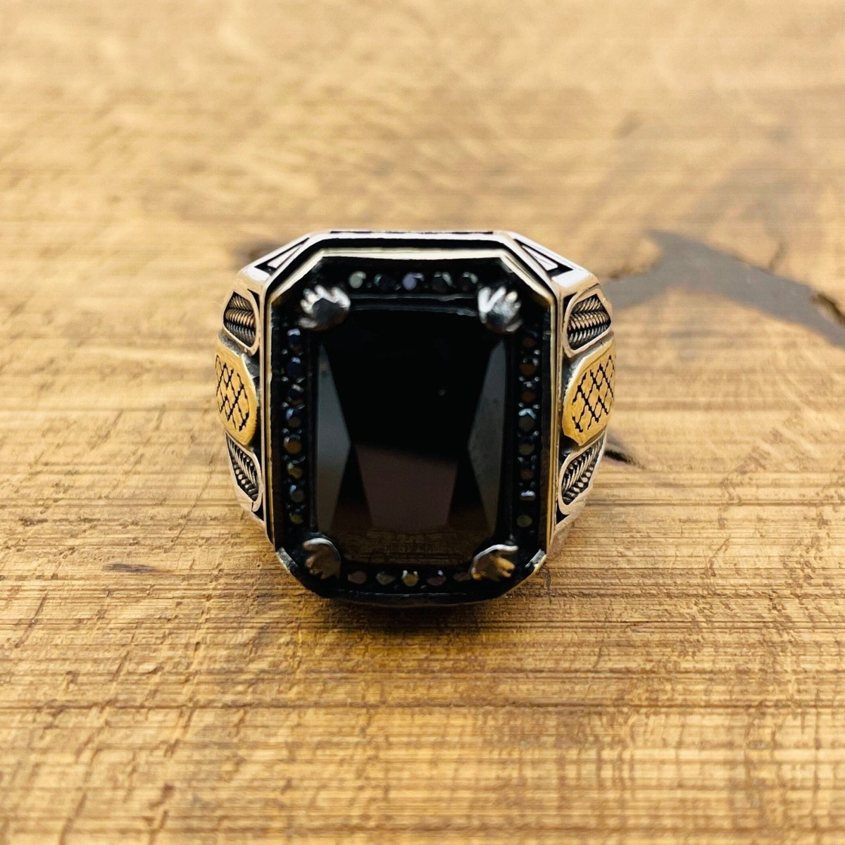 Men's Black Onyx Square Ring - TryAladdin