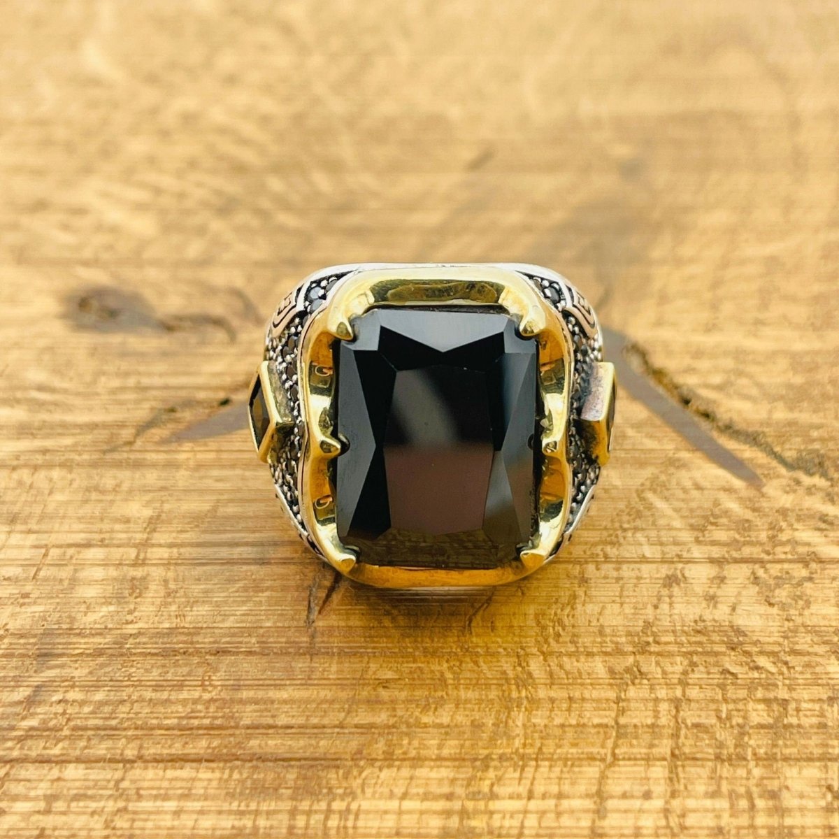 Men's Black Zircon Silver Ring - TryAladdin