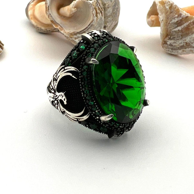 Men's Emerald Eagle Ring - TryAladdin