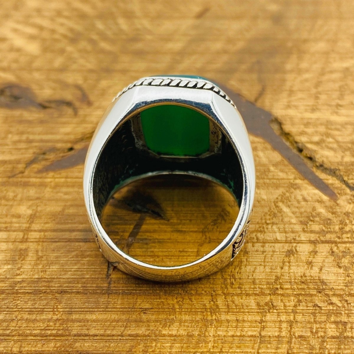 Men's Green Agate Gemstone Silver Ring - TryAladdin