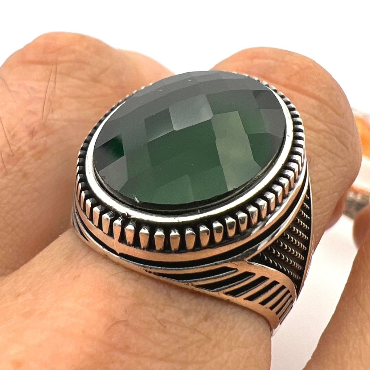 Men's Green Emerald Stone Ottoman Style Silver Ring - TryAladdin