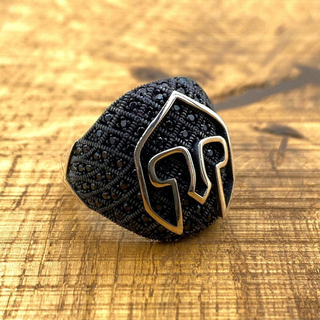 Men's Helmet Onyx Ring - TryAladdin