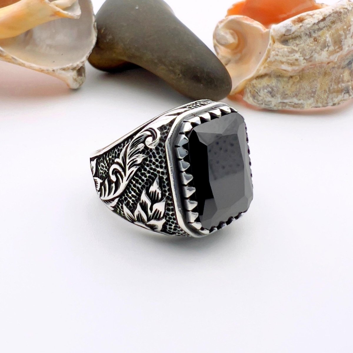 Men's Onyx Silver Ring - TryAladdin