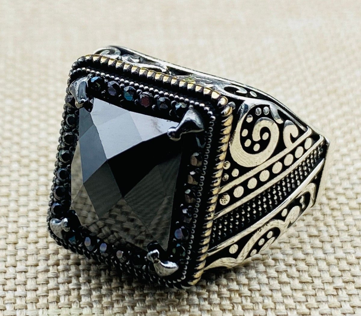 Men's Onyx Stone Black 925 Sterling Silver Ring - TryAladdin