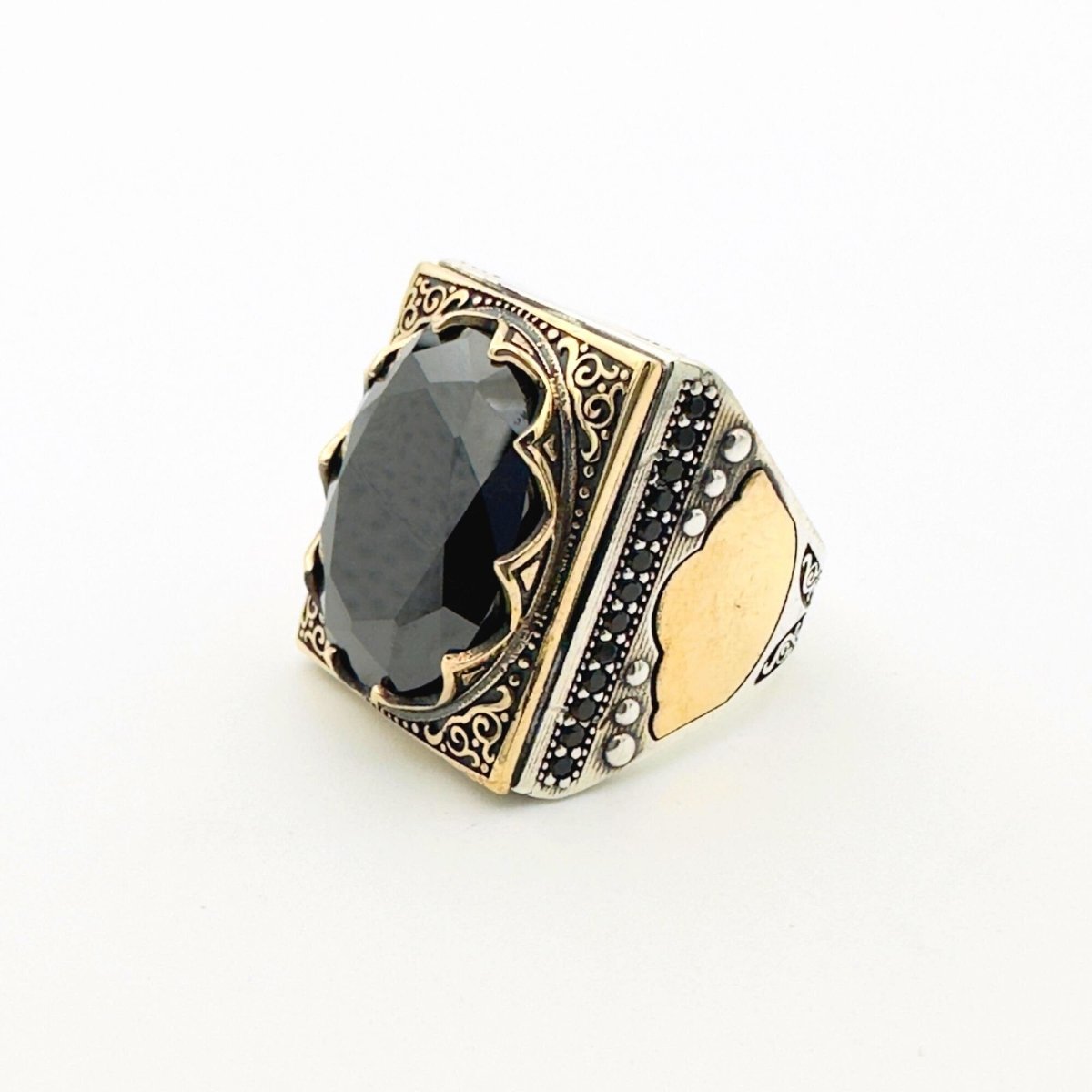 Men's Oval Onyx Silver Ring - TryAladdin