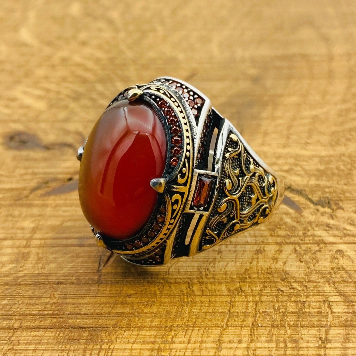 Men's Red Agate Silver Ring - TryAladdin