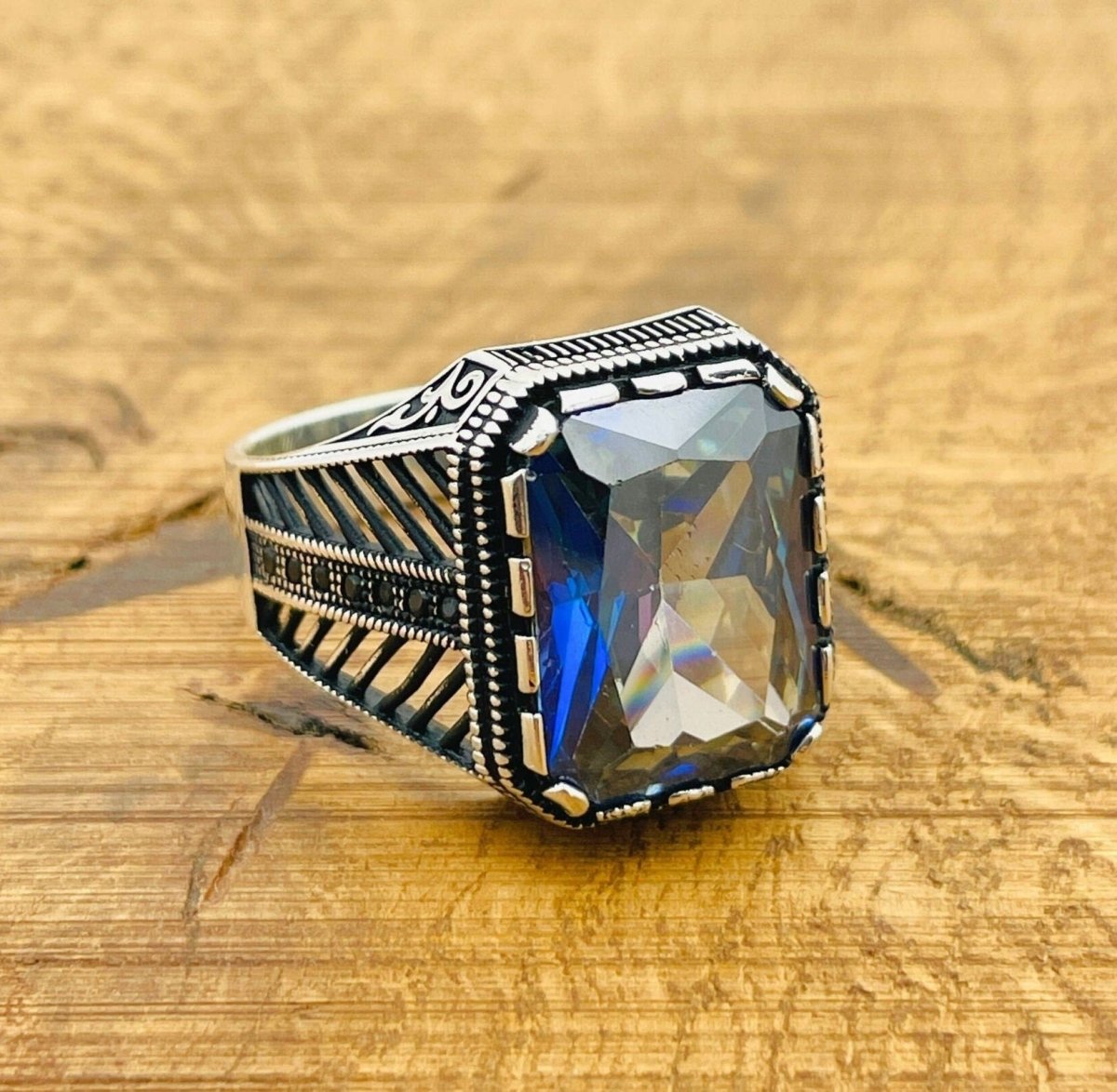 Men's Tanzanite Silver Ring - TryAladdin