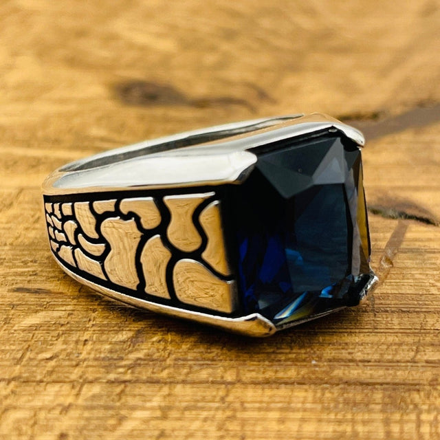 Minimalist Square Blue Sapphire Men's Ring - TryAladdin