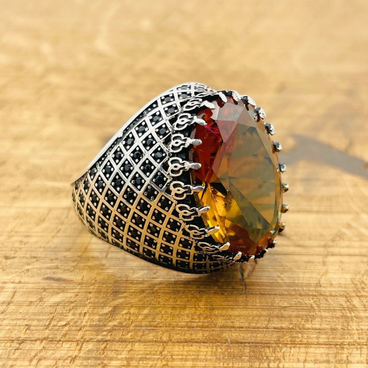 Multi - Color Zultanite Stone Men's Ring - TryAladdin