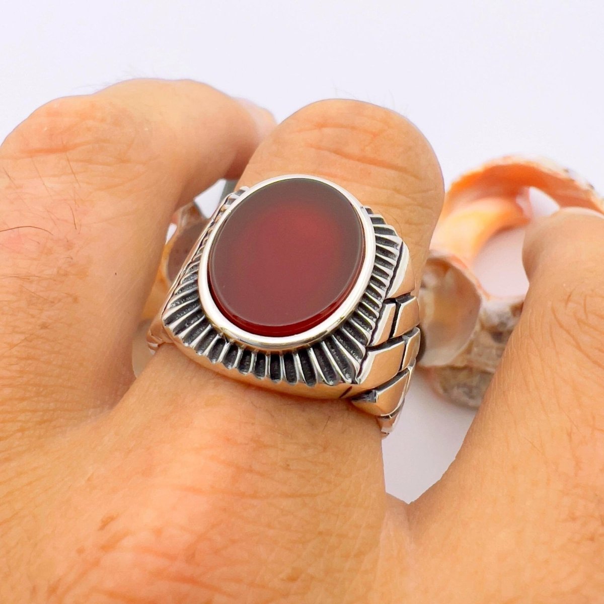 Red Oval Agate Stone Men's Silver Ring - TryAladdin