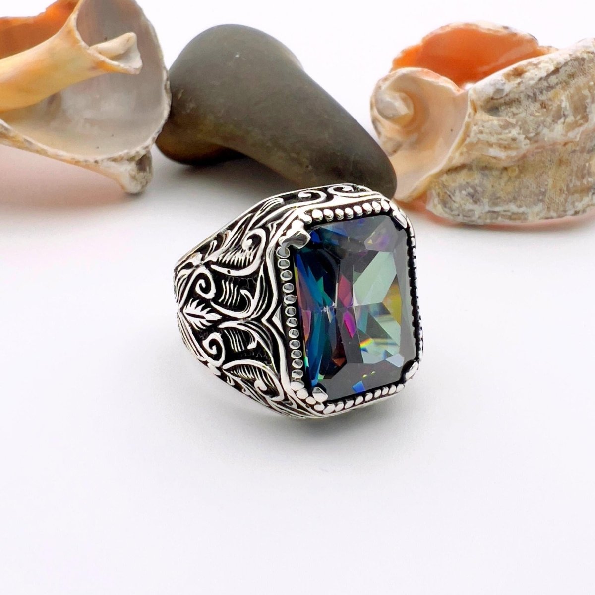 Square Design Leaf Patterned Silver Ring - TryAladdin