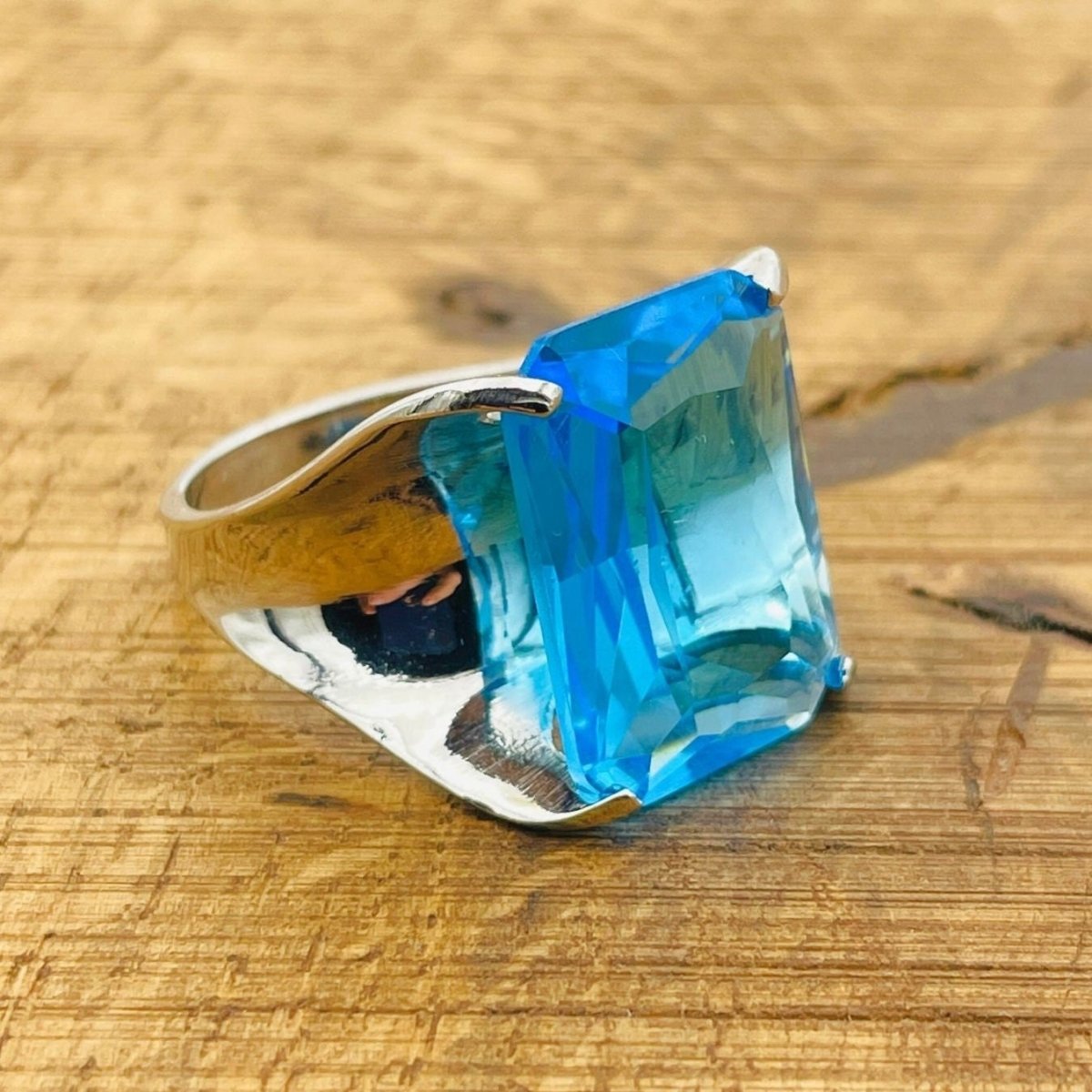 Women's Aquamarine Stone Ring - TryAladdin