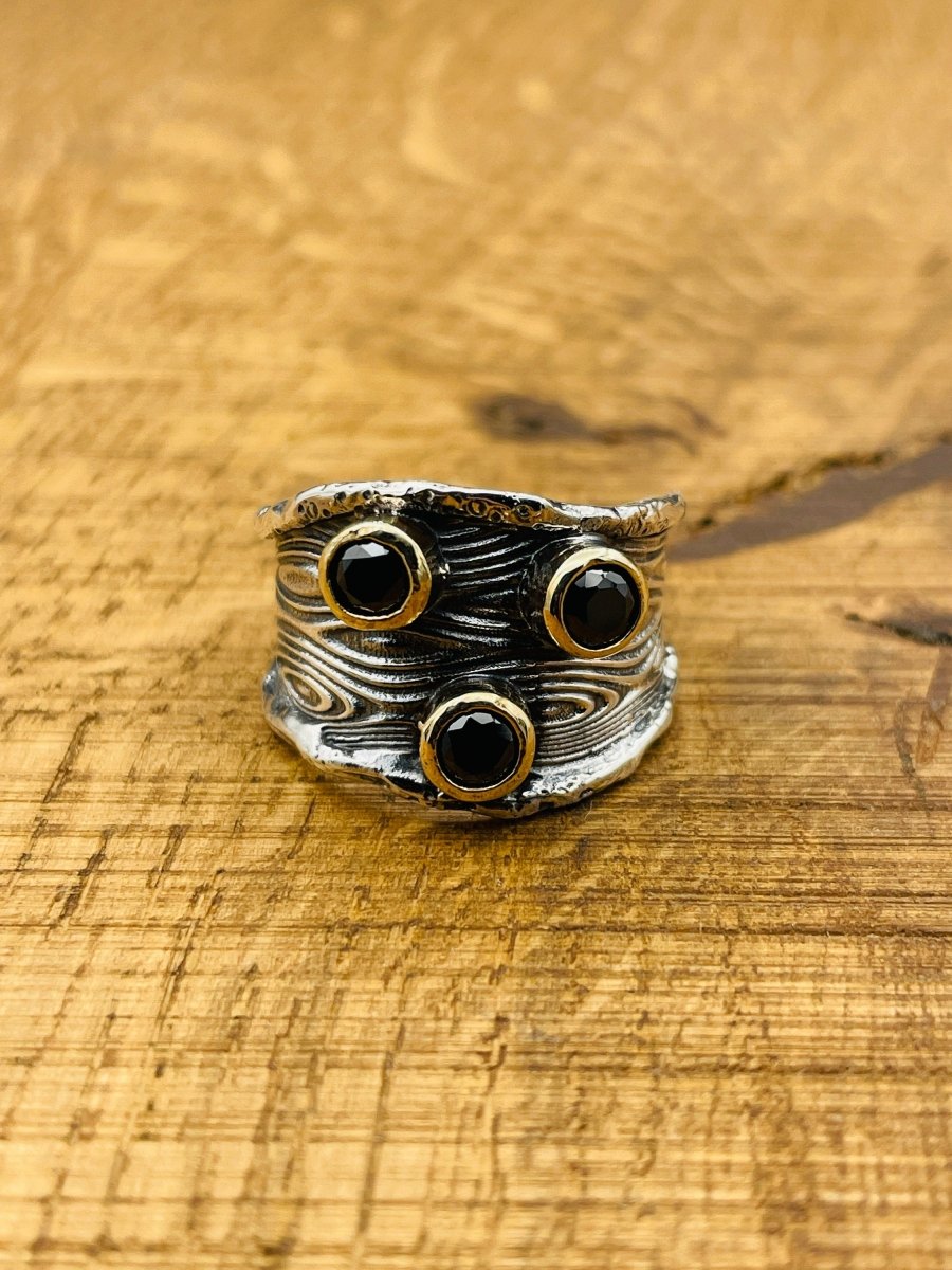 Women's Black Onyx Three Stone Ring - TryAladdin